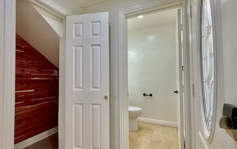5015 River Avenue, Newport Beach, CA 92663, 4 Bedrooms Bedrooms, ,2.5 BathroomsBathrooms,Condominium,For Rent,River Avenue,1157