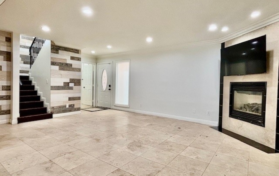 5015 River Avenue, Newport Beach, CA 92663, 4 Bedrooms Bedrooms, ,2.5 BathroomsBathrooms,Condominium,For Rent,River Avenue,1157