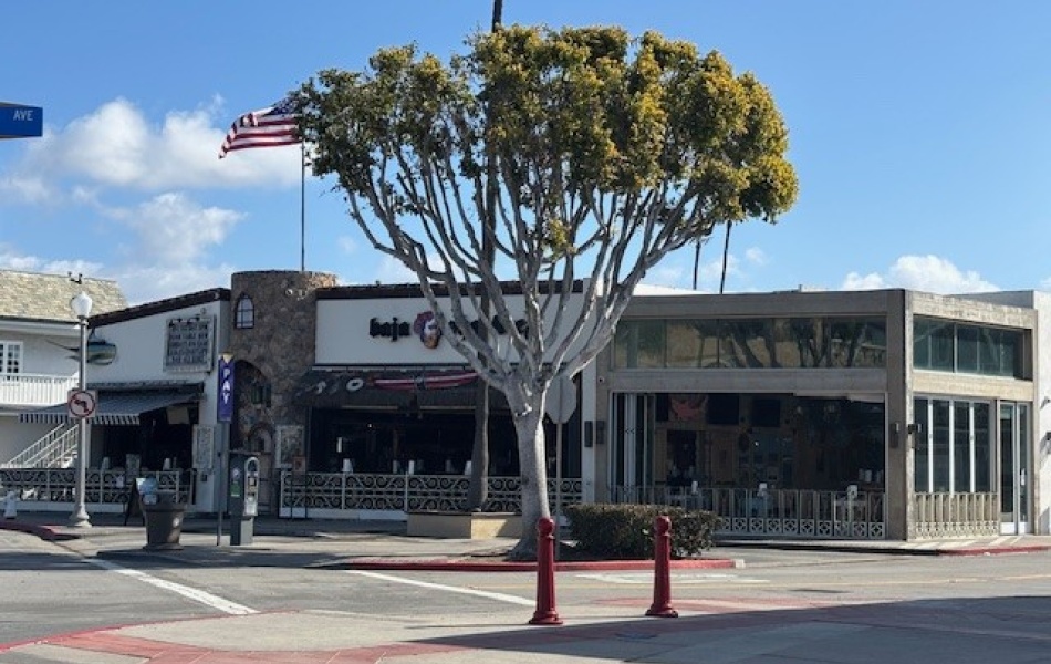 5015 River Avenue, Newport Beach, CA 92663, 4 Bedrooms Bedrooms, ,2.5 BathroomsBathrooms,Condominium,For Rent,River Avenue,1157