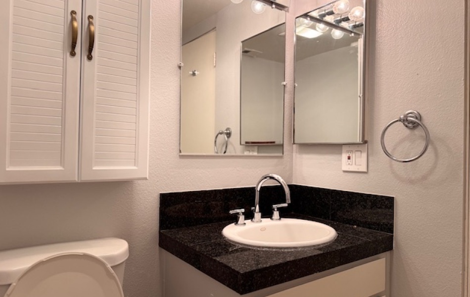 2 bedrooms 1.5 bathrooms, 74443 Driftwood Dr., Palm Desert