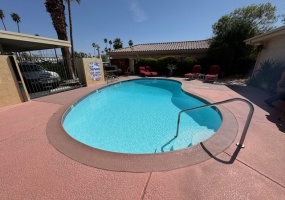 2 bedrooms 1.5 bathrooms, 74443 Driftwood Dr., Palm Desert