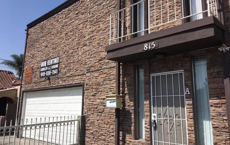 815 North Rose, Compton, CA 90221, 3 Bedrooms Bedrooms, ,2 BathroomsBathrooms,Apartment,For Rent,North Rose,1168