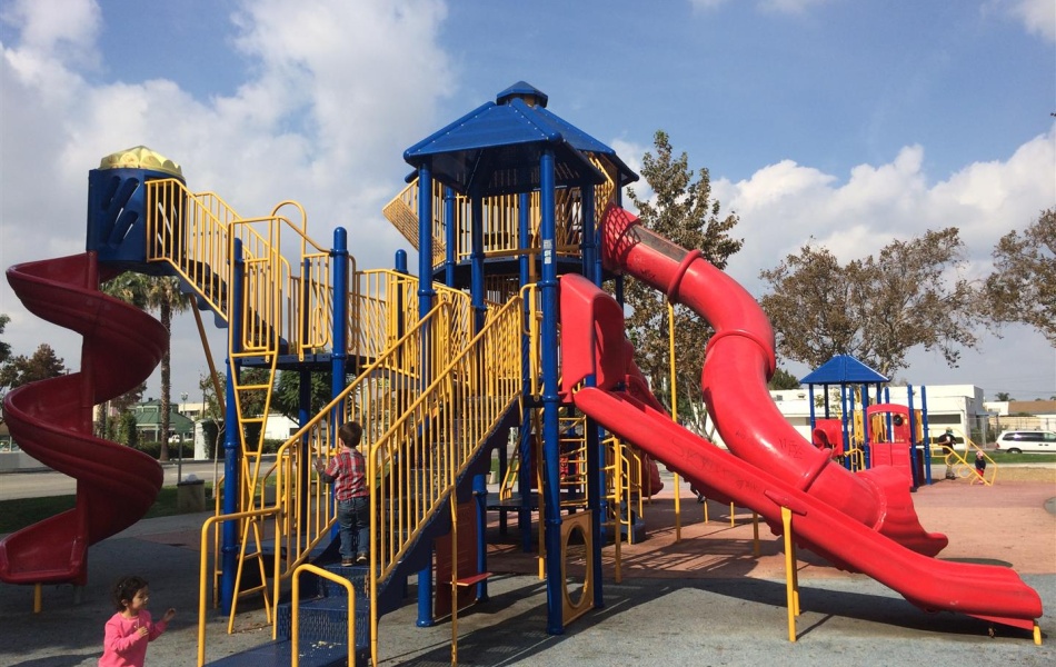 815 North Rose, Compton, CA 90221, 3 Bedrooms Bedrooms, ,2 BathroomsBathrooms,Apartment,For Rent,North Rose,1168