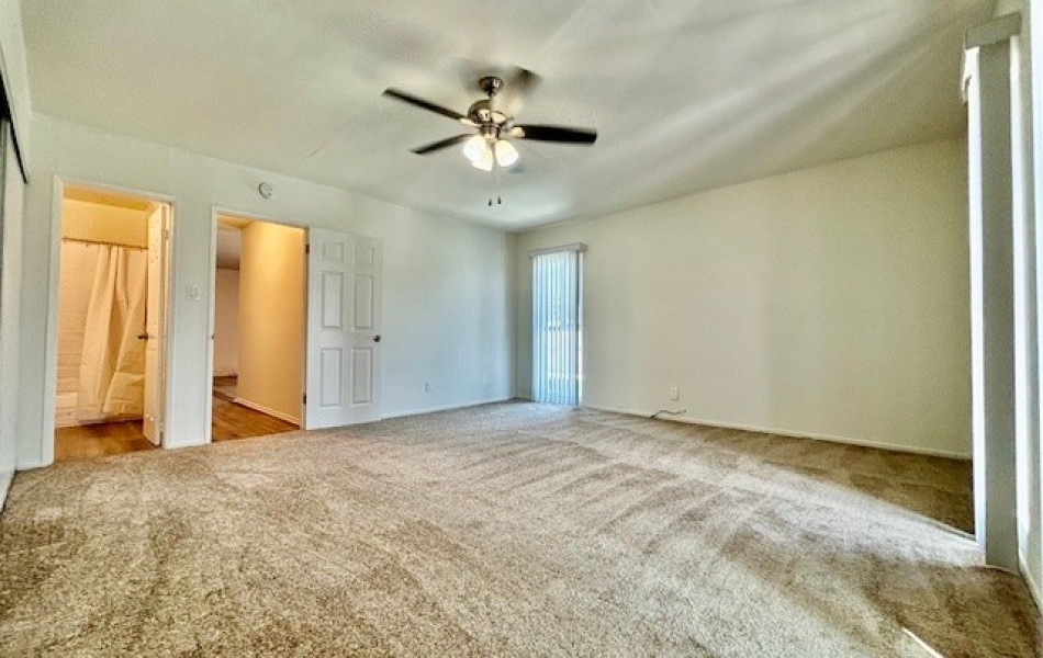 815 North Rose, Compton, CA 90221, 3 Bedrooms Bedrooms, ,2 BathroomsBathrooms,Apartment,For Rent,North Rose,1168