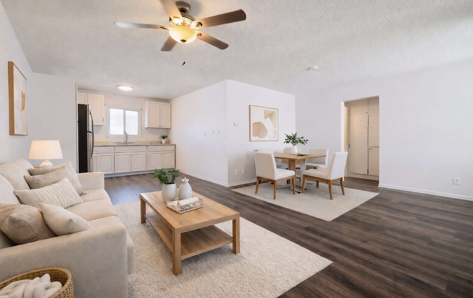 685 Vista Chino, Palm Springs, CA 92262, 3 Bedrooms Bedrooms, ,2 BathroomsBathrooms,Apartment,For Rent,Vista Chino,1177