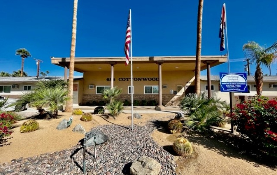 685 Vista Chino, Palm Springs, CA 92262, 3 Bedrooms Bedrooms, ,2 BathroomsBathrooms,Apartment,For Rent,Vista Chino,1177