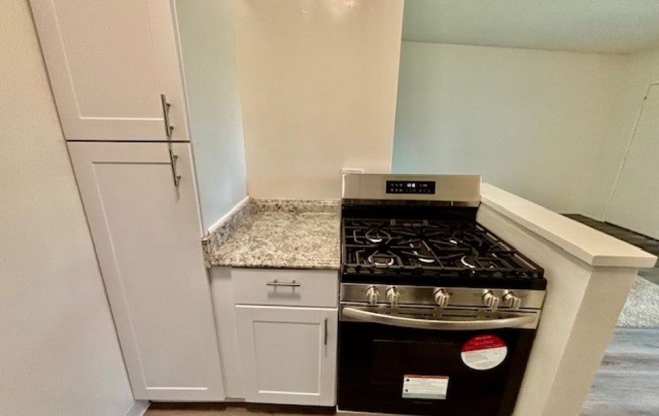 1826 Sallie, Anaheim, CA 92804, 1 Bedroom Bedrooms, ,1 BathroomBathrooms,Apartment,For Rent,Sallie,1179