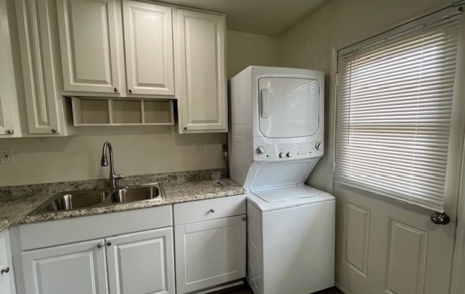 45421 Sunset Lane, Palm Desert, CA 92260, 2 Bedrooms Bedrooms, ,1 BathroomBathrooms,Apartment,For Rent,Sunset Lane,1181