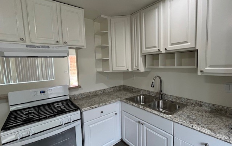 45421 Sunset Lane, Palm Desert, CA 92260, 2 Bedrooms Bedrooms, ,1 BathroomBathrooms,Apartment,For Rent,Sunset Lane,1181