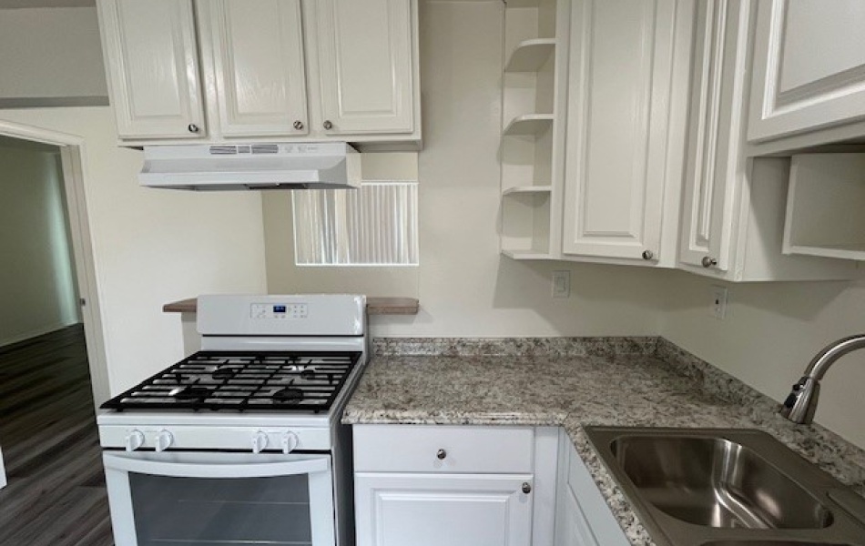 45421 Sunset Lane, Palm Desert, CA 92260, 2 Bedrooms Bedrooms, ,1 BathroomBathrooms,Apartment,For Rent,Sunset Lane,1181