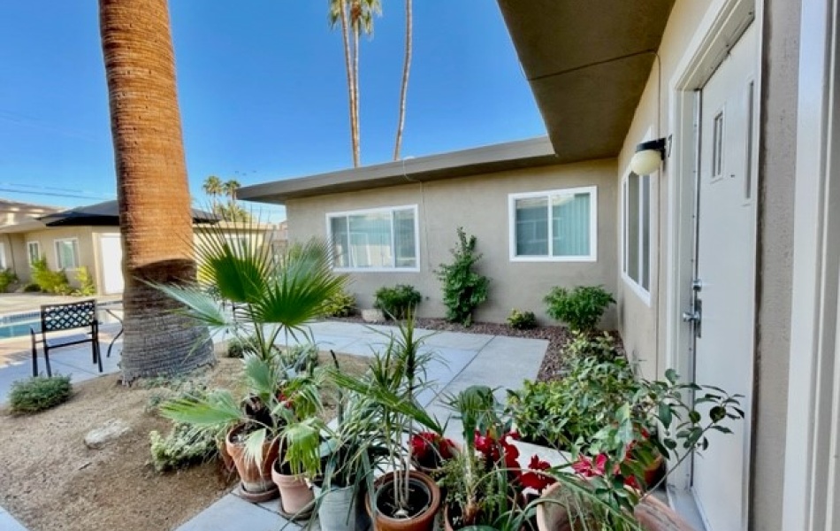 45421 Sunset Lane, Palm Desert, CA 92260, 2 Bedrooms Bedrooms, ,1 BathroomBathrooms,Apartment,For Rent,Sunset Lane,1181