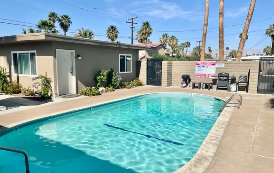 45421 Sunset Lane, Palm Desert, CA 92260, 2 Bedrooms Bedrooms, ,1 BathroomBathrooms,Apartment,For Rent,Sunset Lane,1181