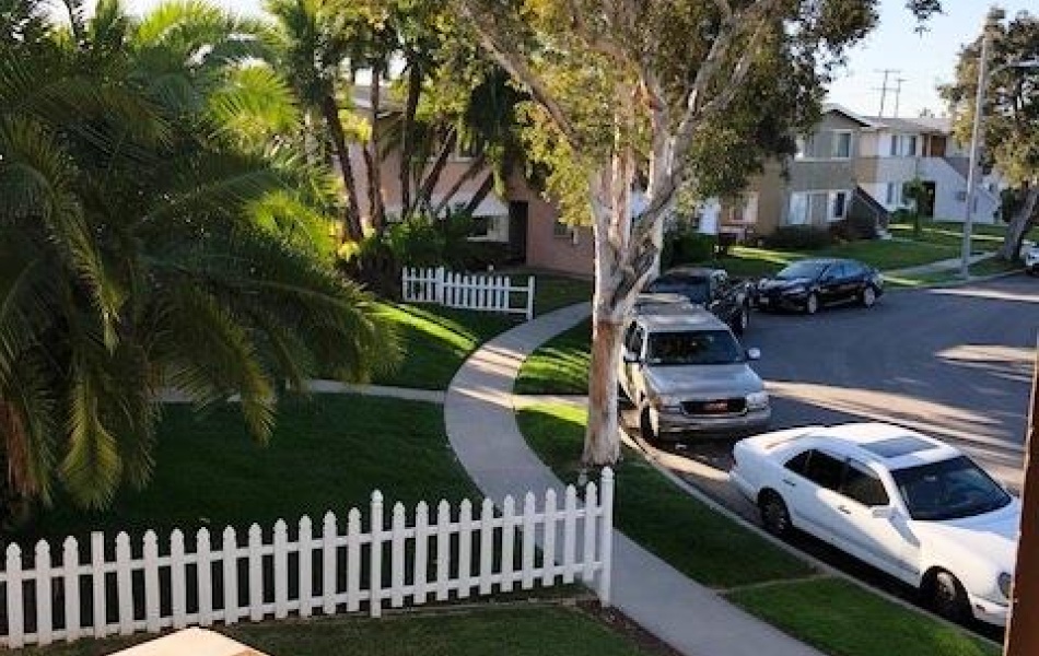 2964 Peppertree Lane, Costa Mesa, CA 92626, 2 Bedrooms Bedrooms, ,1 BathroomBathrooms,Apartment,For Rent,Peppertree Lane,1015