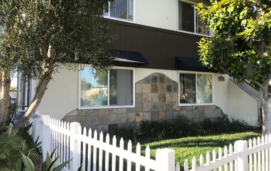 2964 Peppertree Lane, Costa Mesa, CA 92626, 2 Bedrooms Bedrooms, ,1 BathroomBathrooms,Apartment,For Rent,Peppertree Lane,1015
