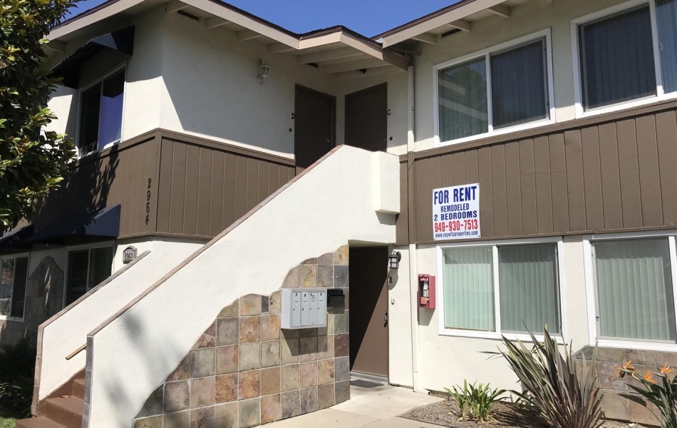 2964 Peppertree Lane, Costa Mesa, CA 92626, 2 Bedrooms Bedrooms, ,1 BathroomBathrooms,Apartment,For Rent,Peppertree Lane,1015