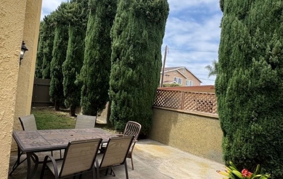 Costa Mesa, CA, 3 Bedrooms,  2.5 Bathrooms Townhouse,For Rent