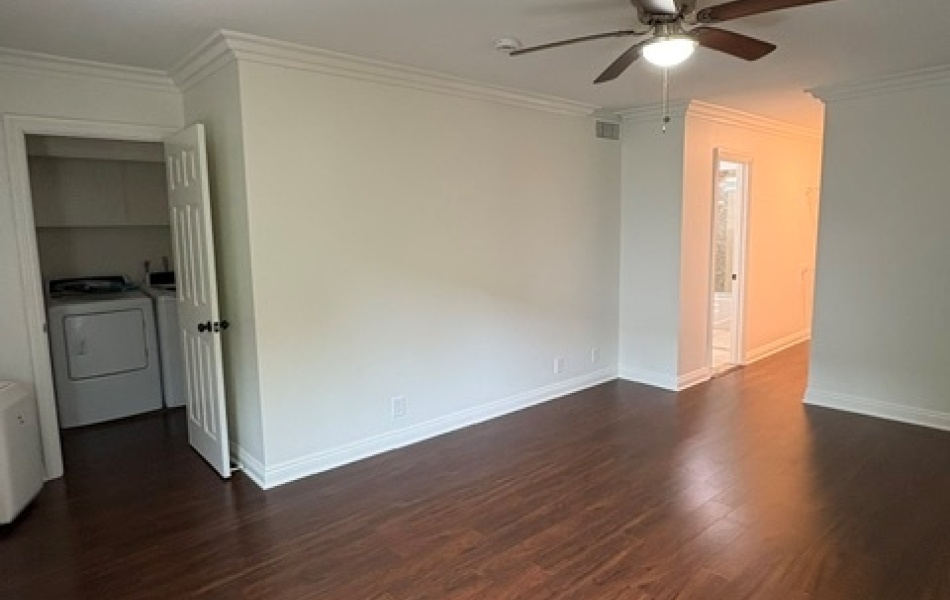 Costa Mesa, CA, 3 Bedrooms,  2.5 Bathrooms Townhouse,For Rent