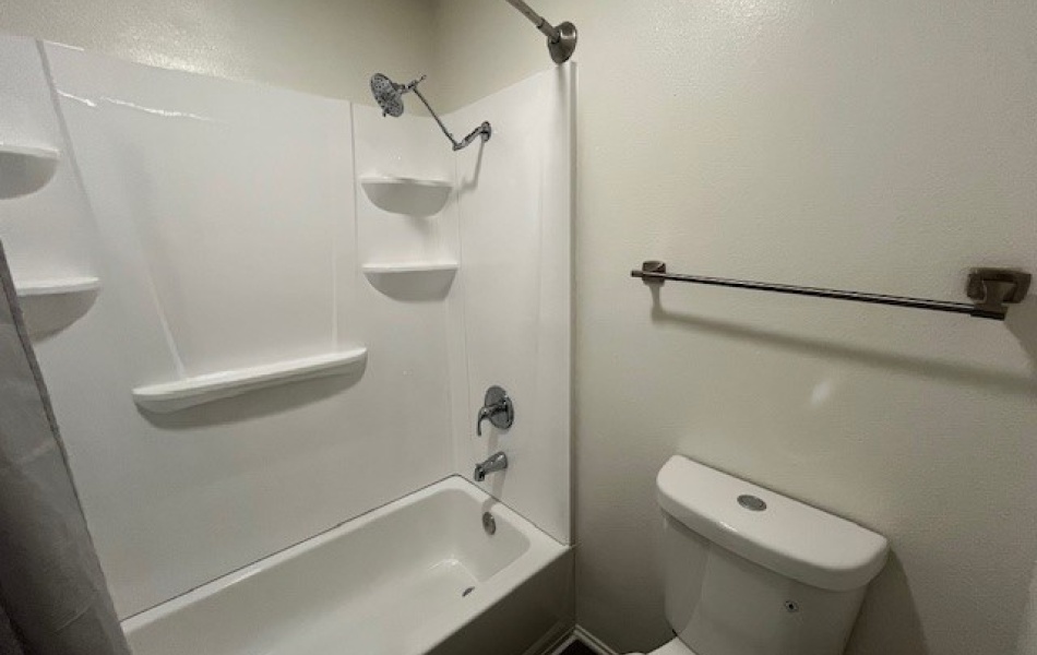 51099 Eisenhower, La Quinta, CA 92253, 2 Bedrooms Bedrooms, ,1.5 BathroomsBathrooms,Cottage,For Rent,Eisenhower,1018