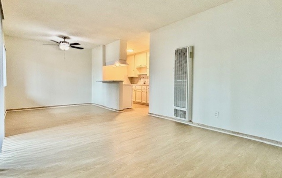 12425 Harris, Lynwood, CA 90262, 1 Bedrooms Bedrooms, ,1 BathroomBathrooms,Apartment,For Rent,Harris,1020