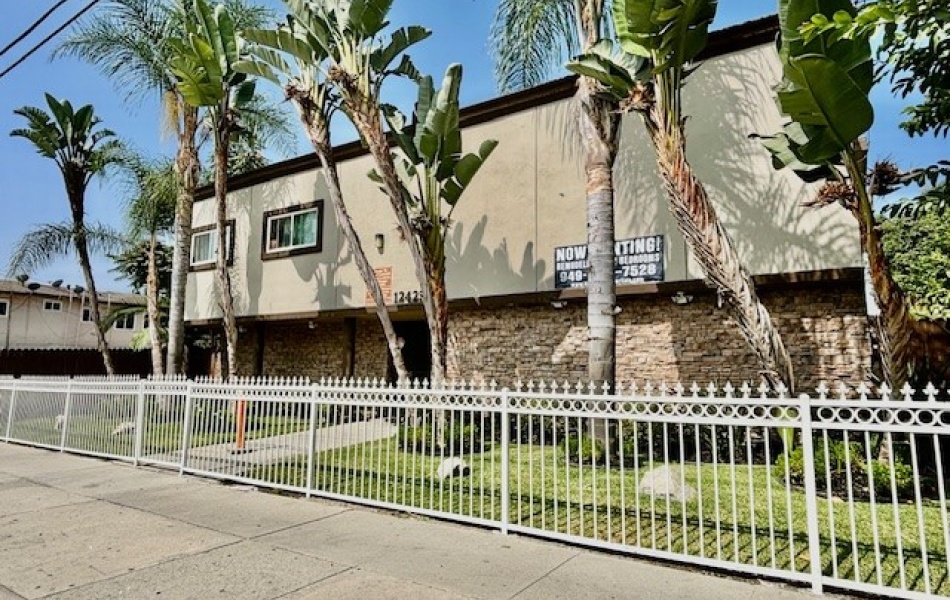 12425 Harris, Lynwood, CA 90262, 1 Bedrooms Bedrooms, ,1 BathroomBathrooms,Apartment,For Rent,Harris,1020