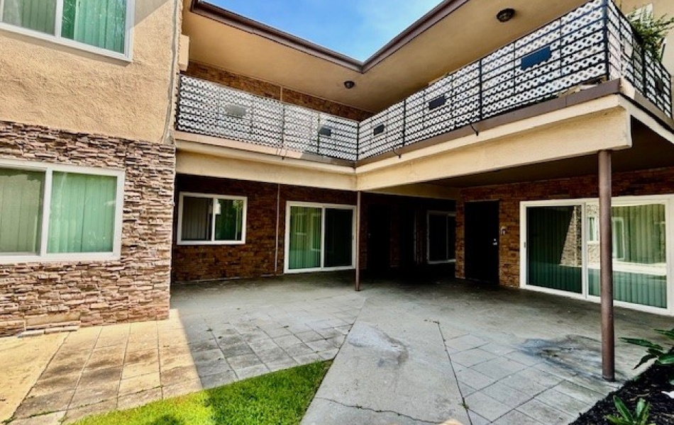 12425 Harris, Lynwood, CA 90262, 1 Bedrooms Bedrooms, ,1 BathroomBathrooms,Apartment,For Rent,Harris,1020