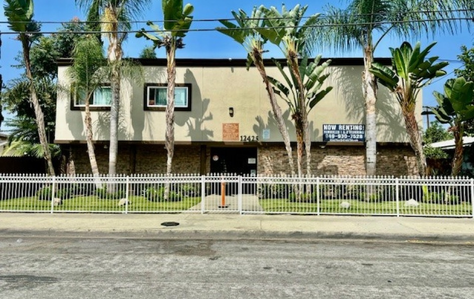 12425 Harris, Lynwood, CA 90262, 1 Bedrooms Bedrooms, ,1 BathroomBathrooms,Apartment,For Rent,Harris,1020