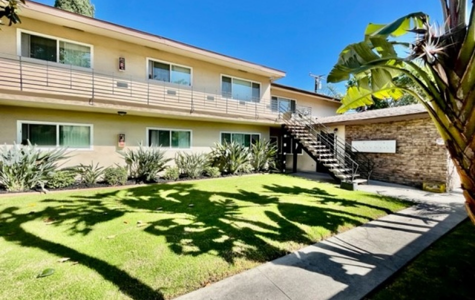 12437 Harris, Lynwood, CA 90262, 1 Bedroom Bedrooms, ,1 BathroomBathrooms,Apartment,For Rent,Harris,1021