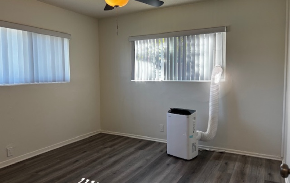 12437 Harris, Lynwood, CA 90262, 1 Bedroom Bedrooms, ,1 BathroomBathrooms,Apartment,For Rent,Harris,1021