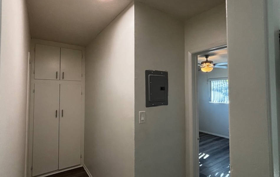 12437 Harris, Lynwood, CA 90262, 1 Bedroom Bedrooms, ,1 BathroomBathrooms,Apartment,For Rent,Harris,1021