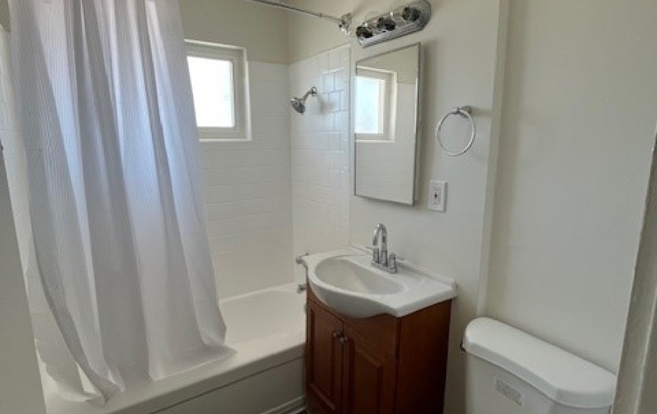 686 East Cottonwood, Palm Springs, CA 92262, 1 Bedroom Bedrooms, ,1 BathroomBathrooms,Apartment,For Rent,East Cottonwood,1001