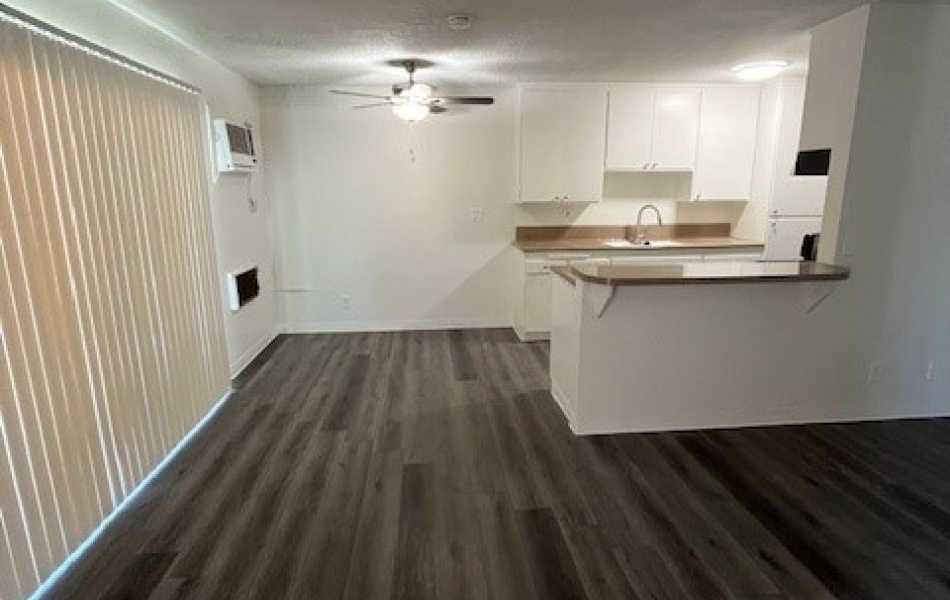 686 East Cottonwood, Palm Springs, CA 92262, 1 Bedroom Bedrooms, ,1 BathroomBathrooms,Apartment,For Rent,East Cottonwood,1001