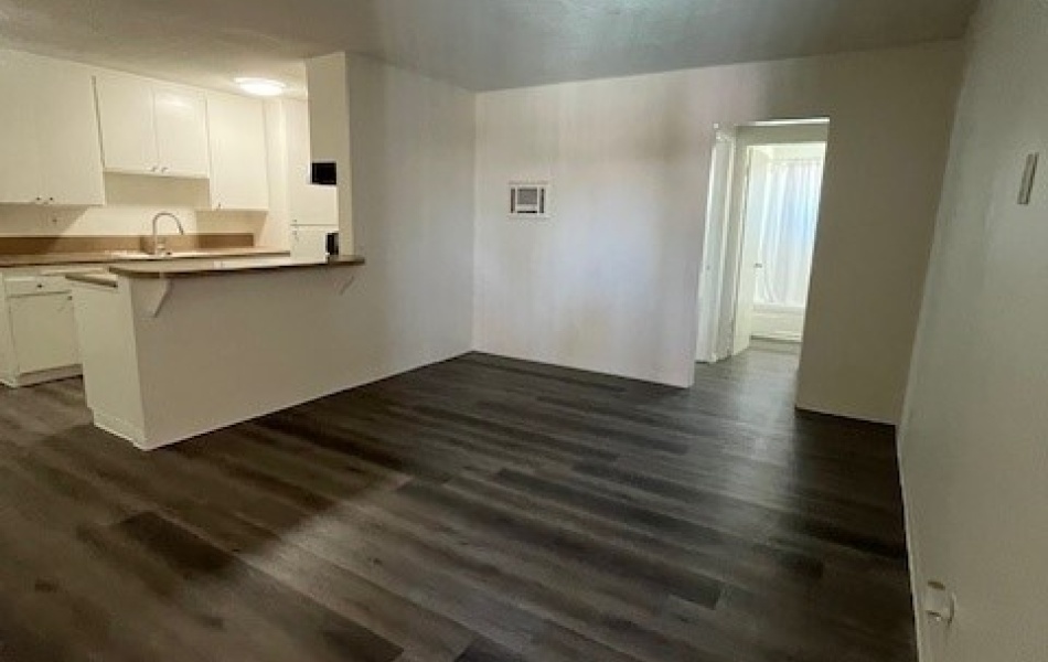 686 East Cottonwood, Palm Springs, CA 92262, 1 Bedroom Bedrooms, ,1 BathroomBathrooms,Apartment,For Rent,East Cottonwood,1001