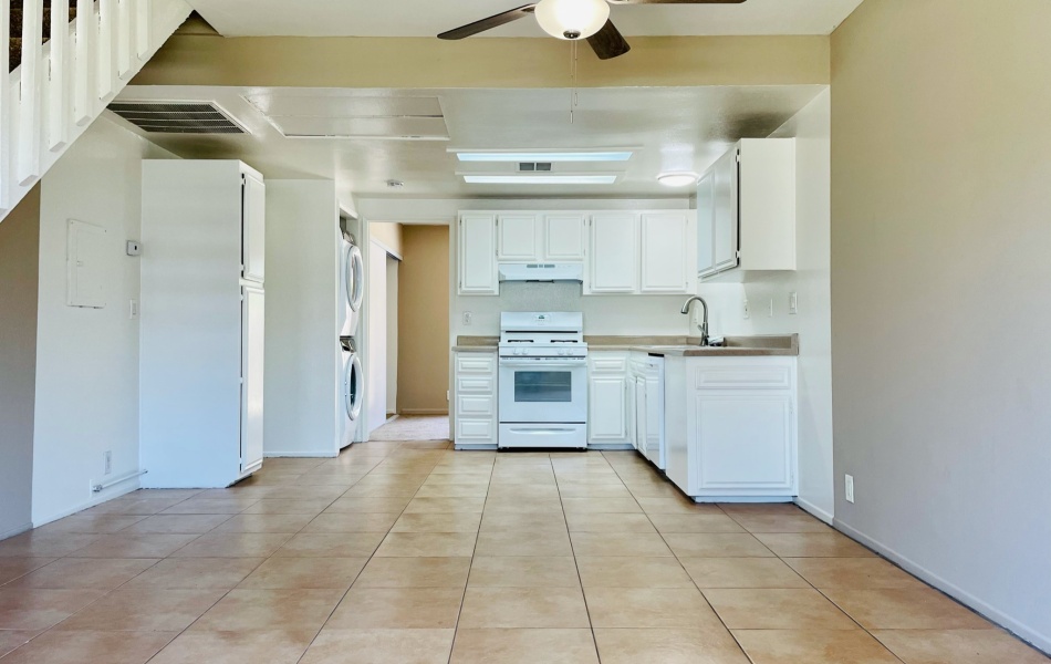 1985 Pomona, Costa Mesa, CA, 2 Bedroom Bedrooms, ,2 BathroomBathrooms,Townhouse,For Rent,Pomona,1024