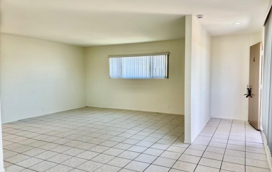 17171 Elm Lane, Huntington Beach, CA 92647, 2 Bedrooms Bedrooms, ,1 BathroomBathrooms,Townhouse,For Rent,17171 Elm Lane,1028