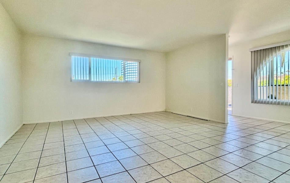 17171 Elm Lane, Huntington Beach, CA 92647, 2 Bedrooms Bedrooms, ,1 BathroomBathrooms,Townhouse,For Rent,17171 Elm Lane,1028
