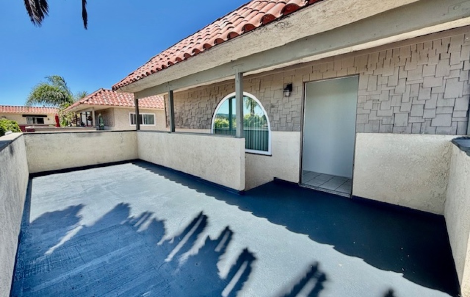 17171 Elm Lane, Huntington Beach, CA 92647, 2 Bedrooms Bedrooms, ,1 BathroomBathrooms,Townhouse,For Rent,17171 Elm Lane,1028