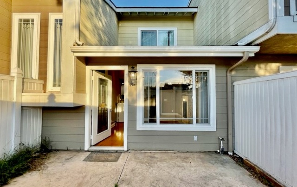 1798 Pomona, Costa Mesa, CA 92627, 2 Bedrooms Bedrooms, ,1 BathroomBathrooms,Condominium,For Rent,Pomona,1033