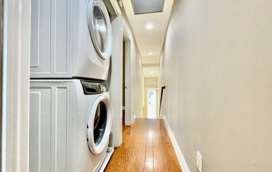 1798 Pomona, Costa Mesa, CA 92627, 2 Bedrooms Bedrooms, ,1 BathroomBathrooms,Condominium,For Rent,Pomona,1033