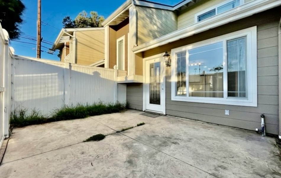 1798 Pomona, Costa Mesa, CA 92627, 2 Bedrooms Bedrooms, ,1 BathroomBathrooms,Condominium,For Rent,Pomona,1033