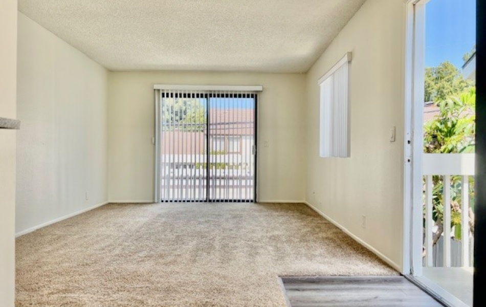 15582 Williams, Tustin, CA 92780, 2 Bedrooms Bedrooms, ,2 BathroomsBathrooms,Townhouse,For Rent,Williams,1035
