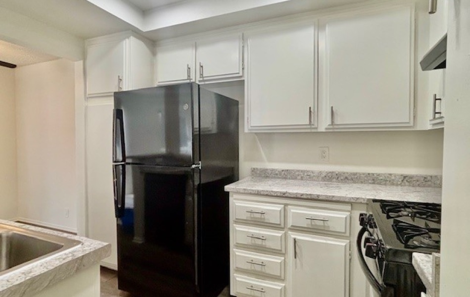 15582 Williams, Tustin, CA 92780, 2 Bedrooms Bedrooms, ,2 BathroomsBathrooms,Townhouse,For Rent,Williams,1035