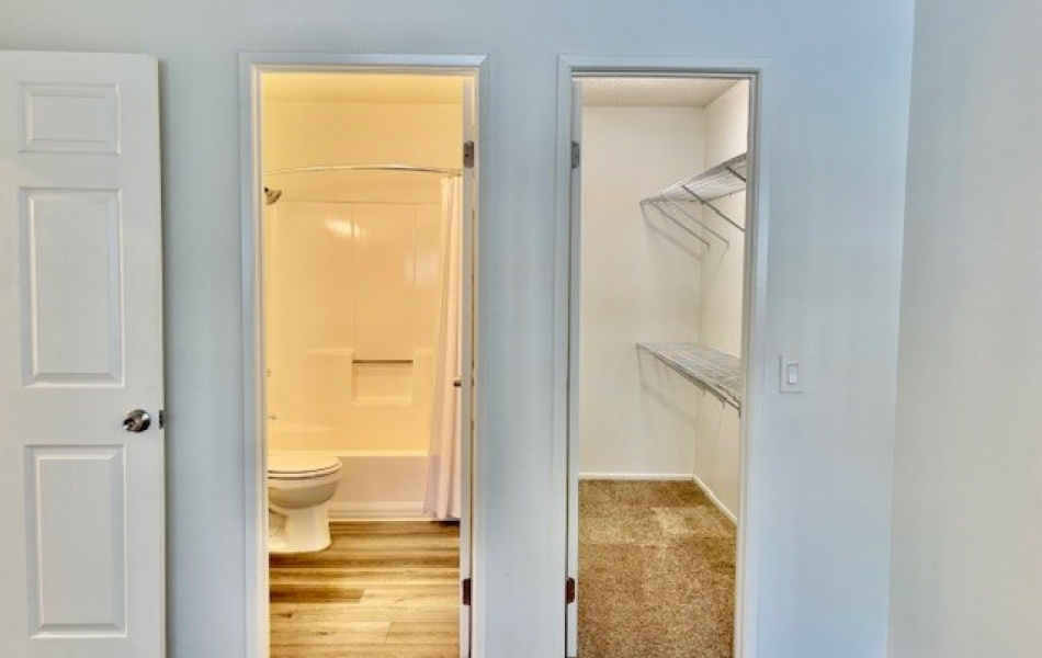 15582 Williams, Tustin, CA 92780, 2 Bedrooms Bedrooms, ,2 BathroomsBathrooms,Townhouse,For Rent,Williams,1035