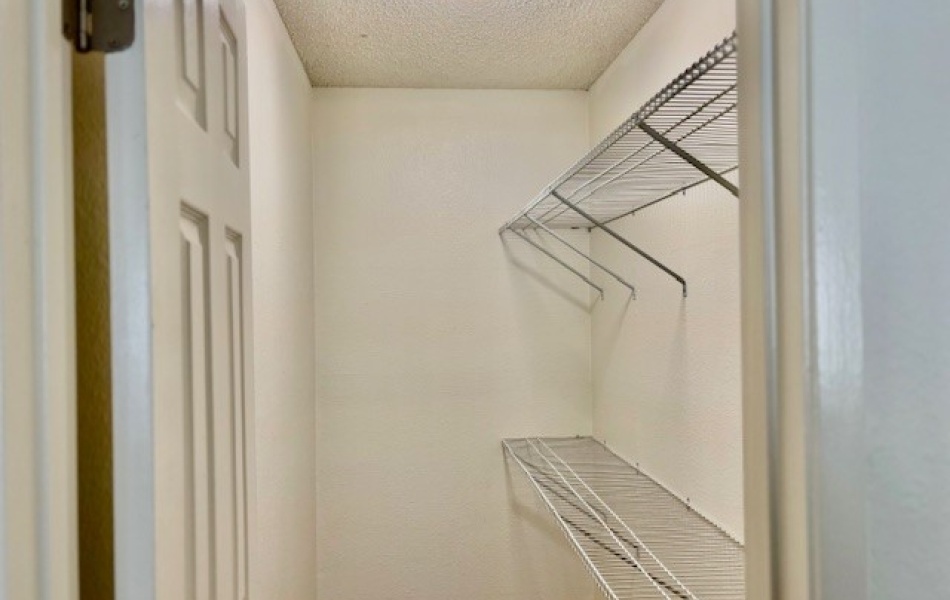 15582 Williams, Tustin, CA 92780, 2 Bedrooms Bedrooms, ,2 BathroomsBathrooms,Townhouse,For Rent,Williams,1035