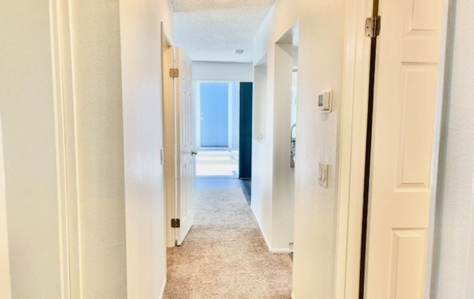 15582 Williams, Tustin, CA 92780, 2 Bedrooms Bedrooms, ,2 BathroomsBathrooms,Townhouse,For Rent,Williams,1035