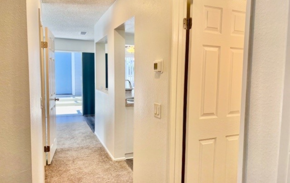 15582 Williams, Tustin, CA 92780, 2 Bedrooms Bedrooms, ,2 BathroomsBathrooms,Townhouse,For Rent,Williams,1035