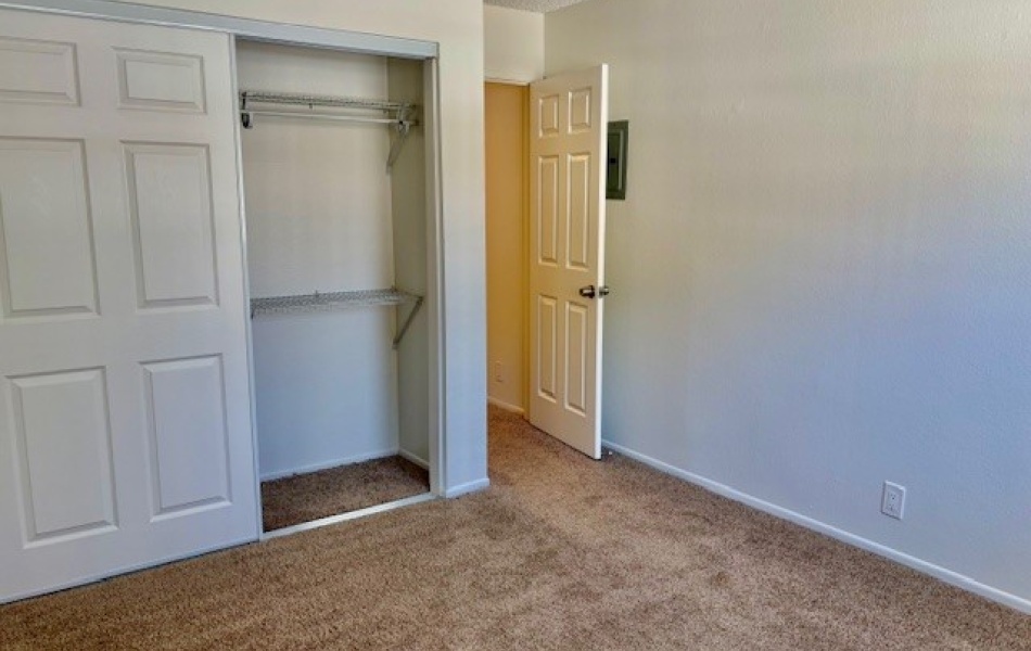 15582 Williams, Tustin, CA 92780, 2 Bedrooms Bedrooms, ,2 BathroomsBathrooms,Townhouse,For Rent,Williams,1035