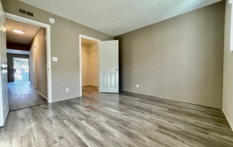 7722 Cypress, Huntington Beach, CA 92647, 2 Bedrooms Bedrooms, ,1 BathroomBathrooms,Apartment,For Rent,Cypress,1041