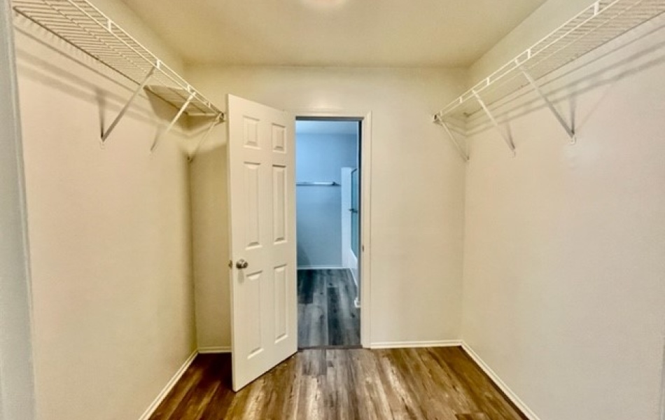 7722 Cypress, Huntington Beach, CA 92647, 2 Bedrooms Bedrooms, ,1 BathroomBathrooms,Apartment,For Rent,Cypress,1041