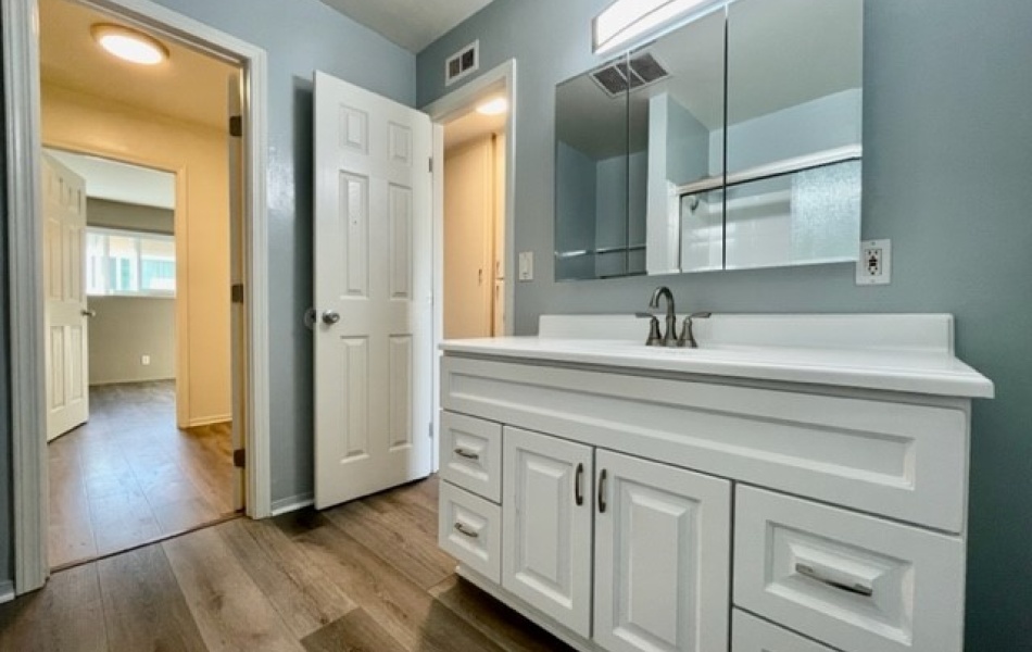 7722 Cypress, Huntington Beach, CA 92647, 2 Bedrooms Bedrooms, ,1 BathroomBathrooms,Apartment,For Rent,Cypress,1041