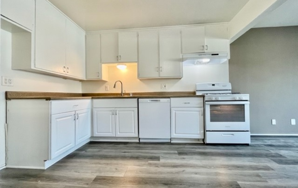 7722 Cypress, Huntington Beach, CA 92647, 2 Bedrooms Bedrooms, ,1 BathroomBathrooms,Apartment,For Rent,Cypress,1041